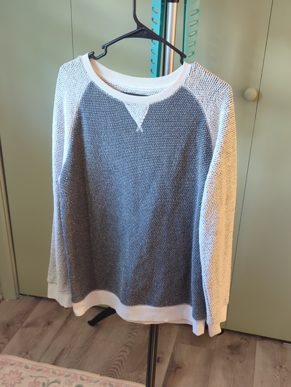 ZYIA Two-Tone Crewneck Sweater in Gray and White
